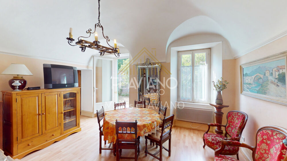 VILLA MEXICAINE - TERRAIN CONSTRUCTIBLE - CENTRE-VILLE - BARCELONNETTE