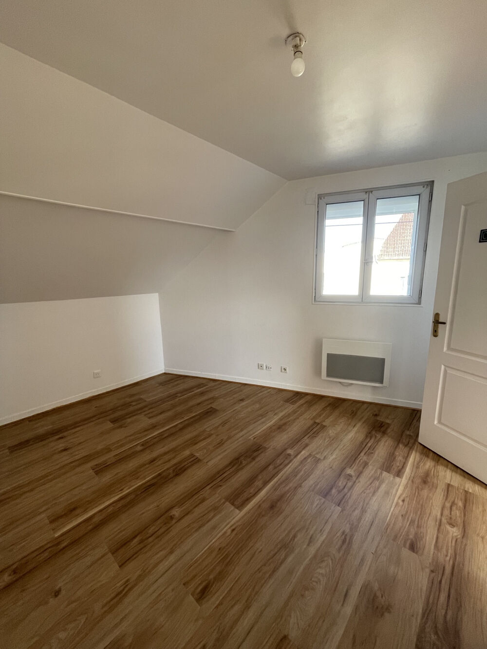 Location Appartement A LOUER APPARTEMENT 3 PIECES Montry