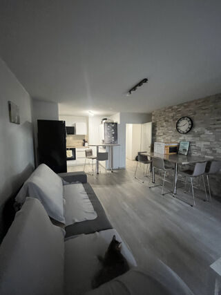  Appartement  vendre 4 pices 82 m