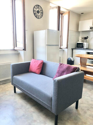 Location Appartement À louer   Appartement meublé 31 m2   Saint-Vallier St vallier