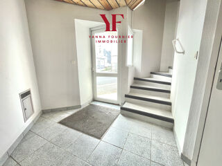  Immeuble � vendre 303 m�