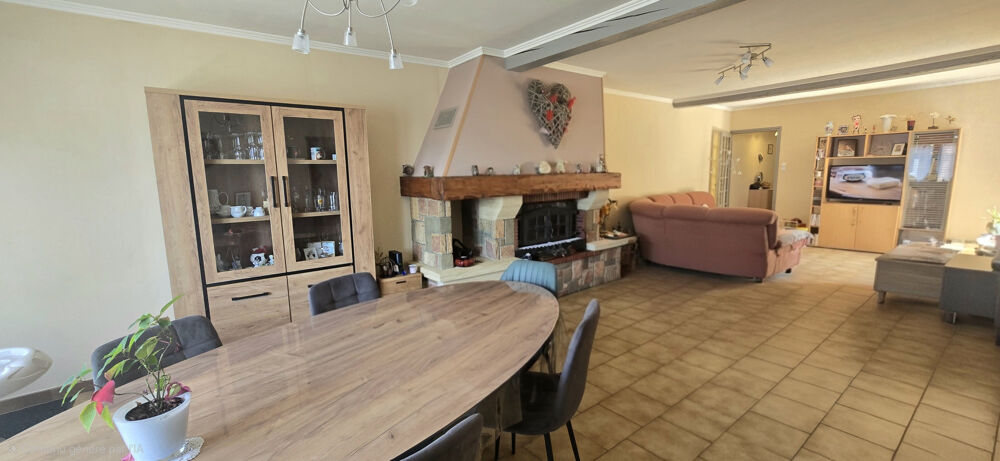 Plain pied individuel de 120 m2 habitable, 700 m2 de terrain et garage