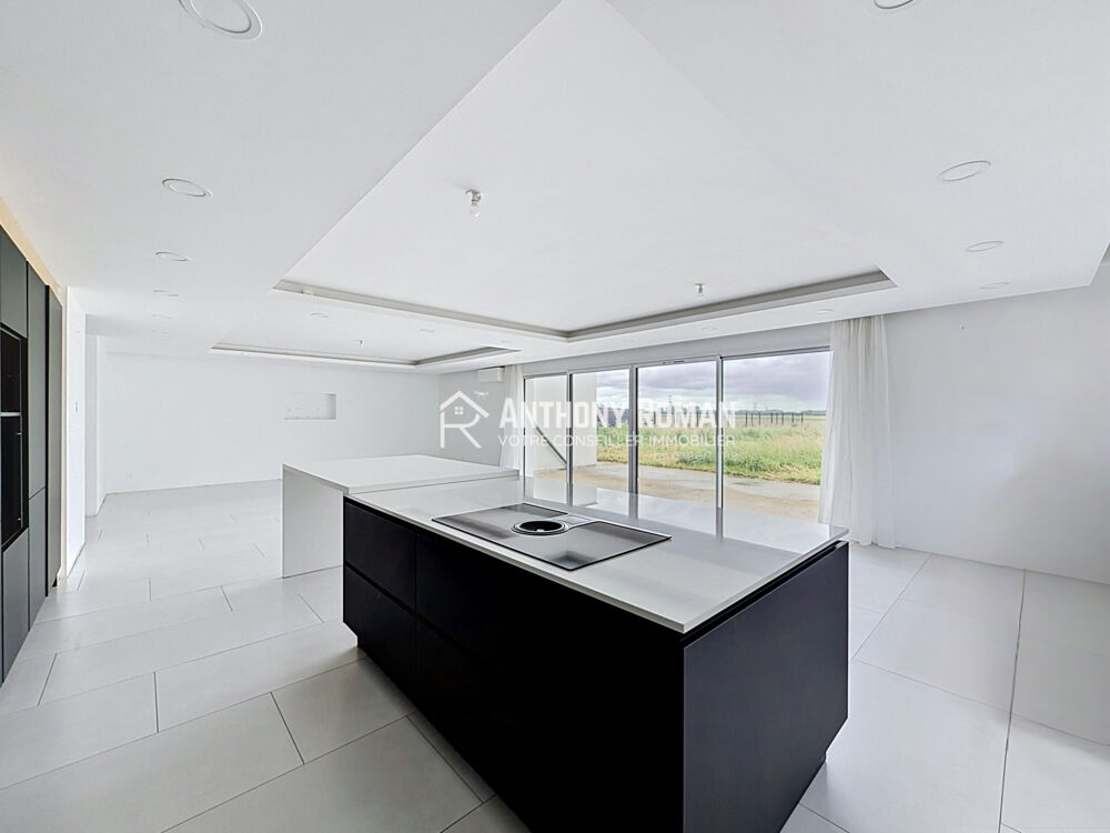 MAISON - 6 PIÈCES - 230M2