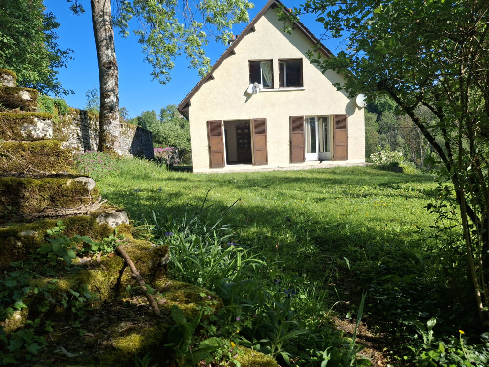 Maison sur sous-sol de 140 m2 SUR 2700 m2 de terrain Aignay-le-Duc 21510