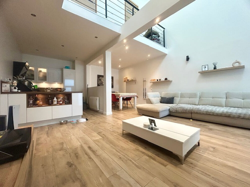 SAINT-GERMAIN-LES-ARPAJON - MAGNIFIQUE LOFT DE TYPE F4 - 78 M2 - ENTIEREMENT RÉNOVÉ