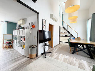 Vente Duplex/Triplex Duplex atypique de 74 m2, dernier étage avec terrasse SUD et garage   Cannes, Quartier résidentiel au calme Cannes
