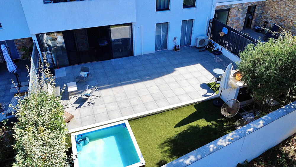 Vente Appartement 13009 - MAZARGUES. Appartement 3 pièces rez-de-jardin 71 m2 + extérieur: 120m2 Marseille 9