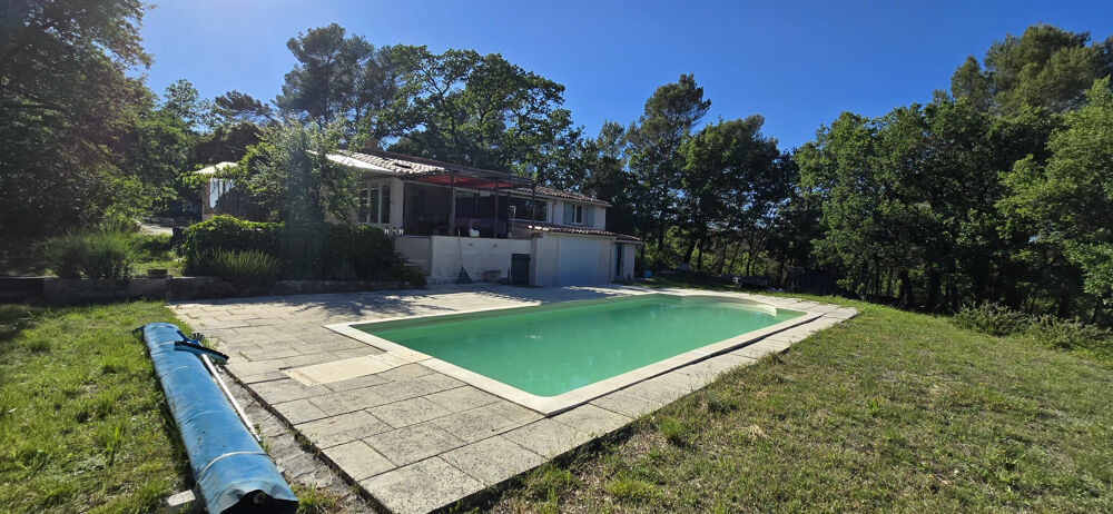 Vente Maison Maison de charme 6 pièces avec 1,5 hectare de terrain   Cadre exceptionnel 15mn d'Aix-en-Provence Aix en provence