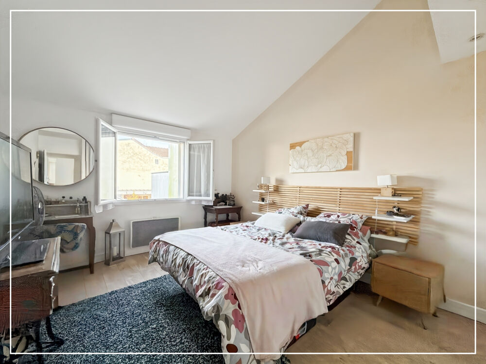 Vente Maison 77420 CHAMPS-SUR-MARNE   MAISON 4 PIÈCES   110 m2   TERRAIN 456 m2   SOUS-SOL   DOUBLE GARAGE   DÉPENDANCE Champs sur marne