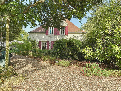 Maison d'exception avec piscine à Damerey 71 (à 15 mn de Châlon sur Saône) 525000 Damerey (71620)