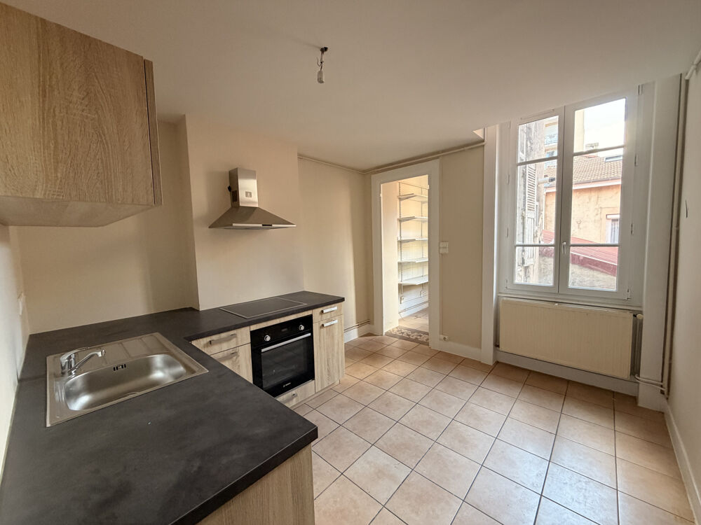 Vente Appartement Charme de l'ancien   beaux volumes St etienne