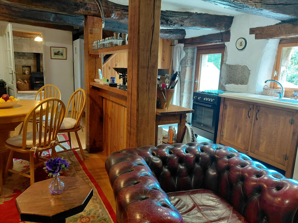 Vente Maison Ancien prsbytère dans la campagne de Kergrist Moelou à 167 000 € Kergrist moelou