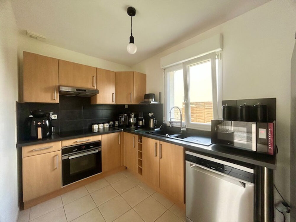 Vente Maison OLLAINVILLE - MAISON INDIVIDUELLE DE TYPE F4/5 - 2012 - JARDIN ET GARAGE Ollainville