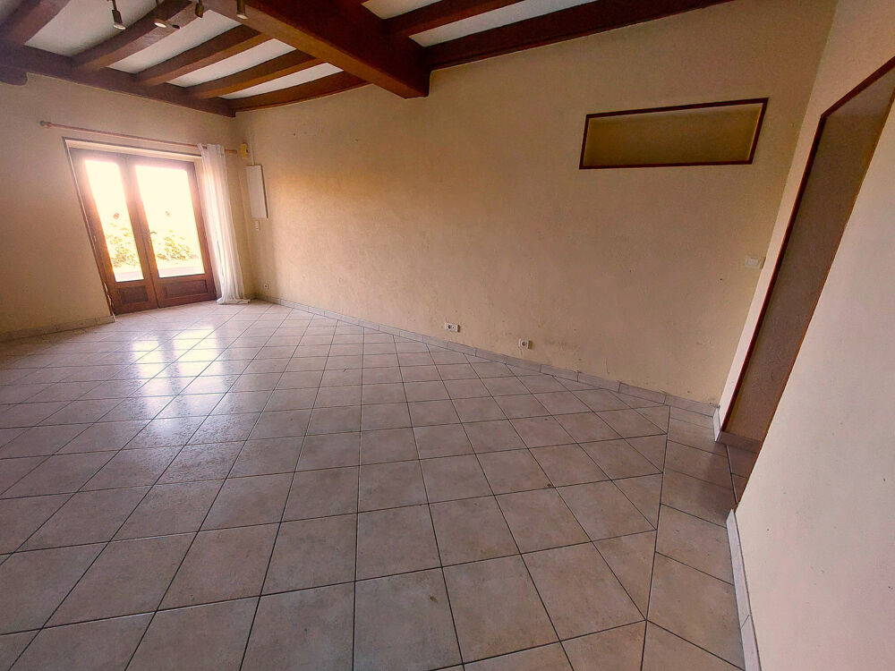 Guiche - Maison mitoyenne ancienne à vendre