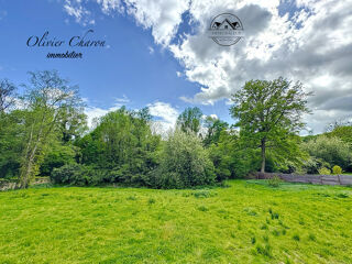  Terrain  vendre 700 m