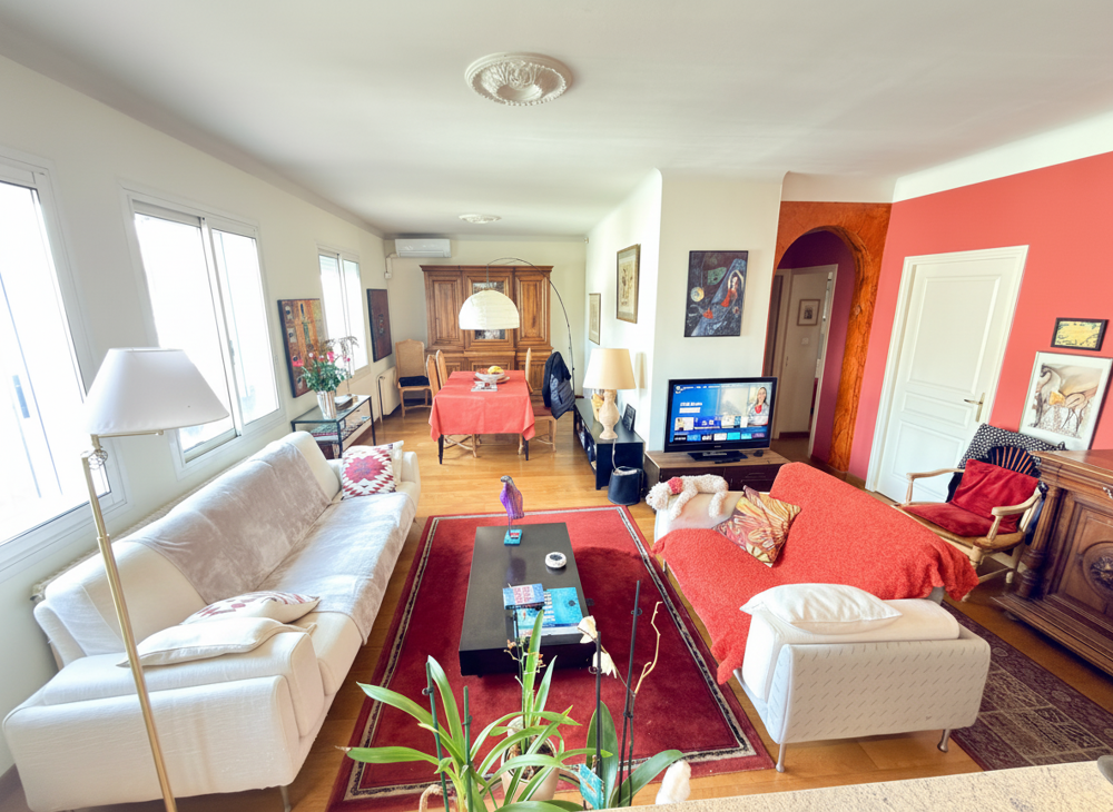 EXCLUSIVITÉ Gande maison de ville F5 225 m2 avec garage et jardin