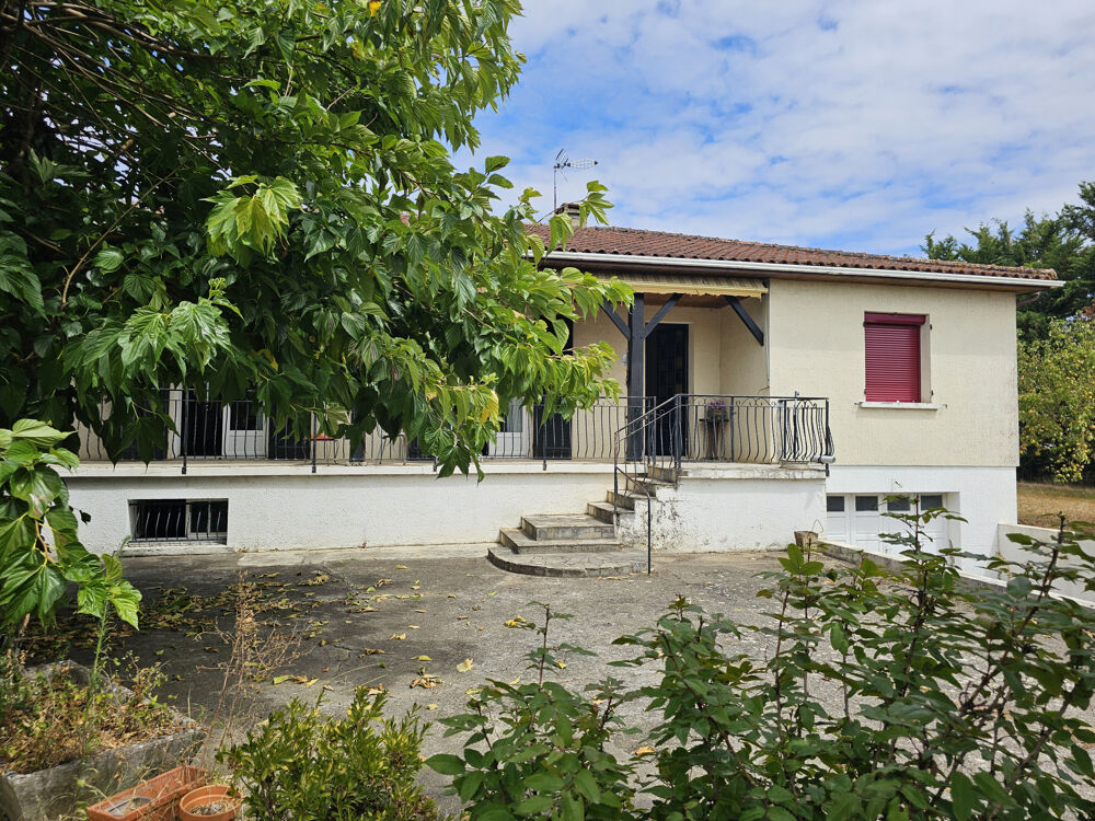 Maison sur sous sol, 3 chambres, jardin .