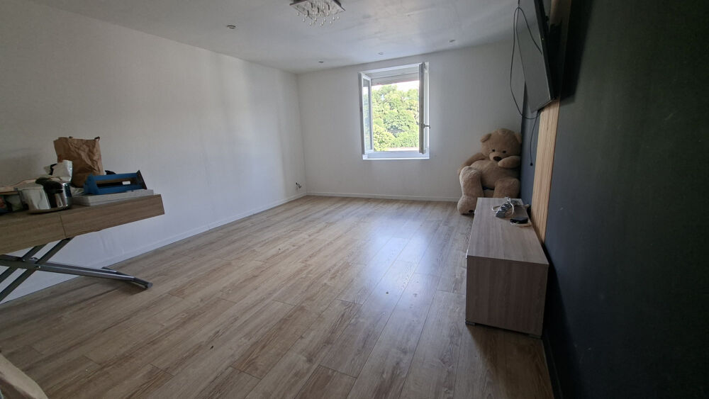 Vente Appartement À vendre à Voiron, Appartement T4 / 3CH. Voiron