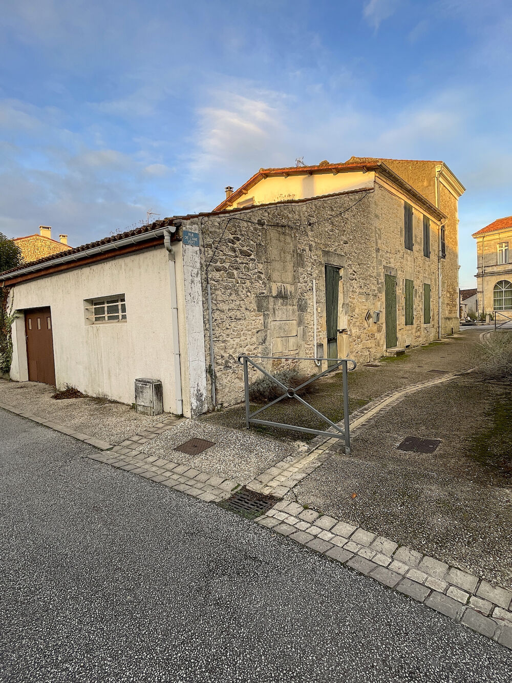 Vente Maison Immeuble bourgeois centre-bourg Tonnay boutonne