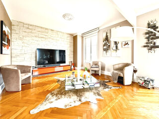  Appartement  vendre 3 pices 143 m