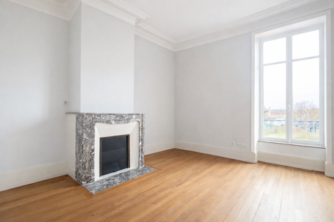  Appartement � louer 6 pi�ces 128 m�