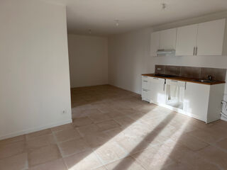 Appartement à louer 3 pièces 66 m²