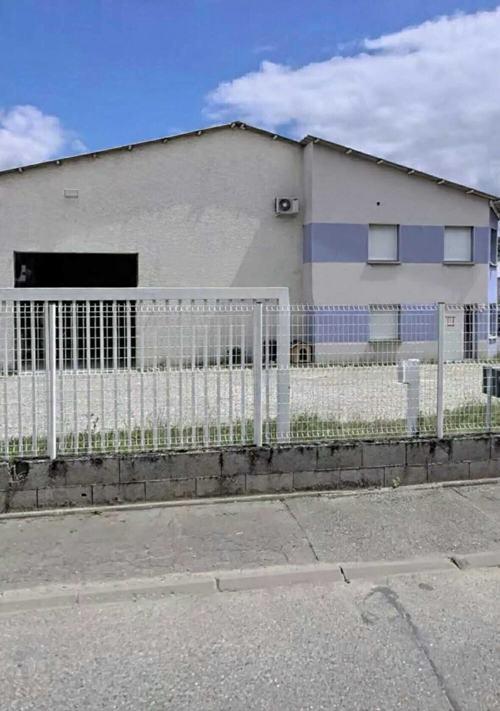  Entrepôt St Maurice l'Exil 