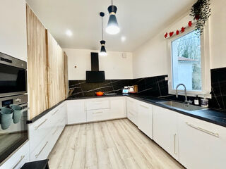  Maison � vendre 7 pi�ces 214 m�