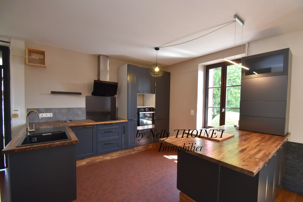 Dépt.63. SAINT-BONNET-PRES-ORCIVAL, MAISON, 4 chambres, garage et terrain de 1260 m2