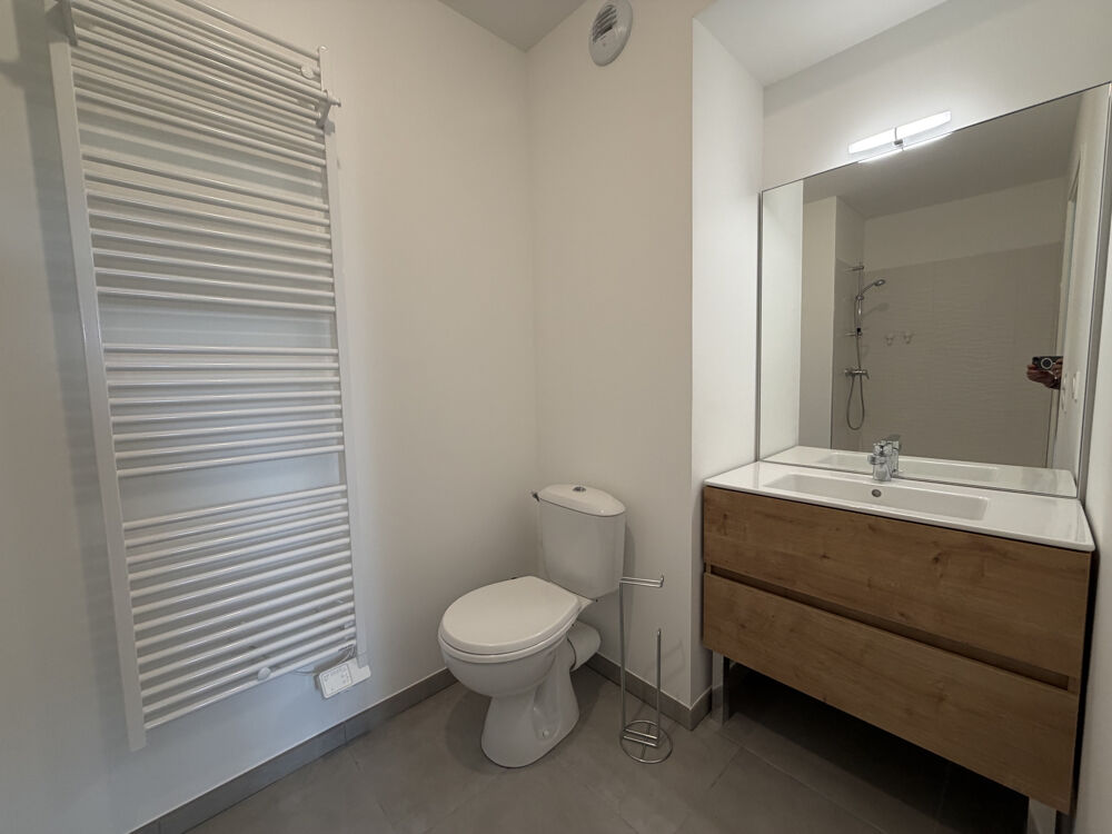 Location Appartement SAINT ETIENNE BEAU STUDIO NEUF A LOUER St etienne
