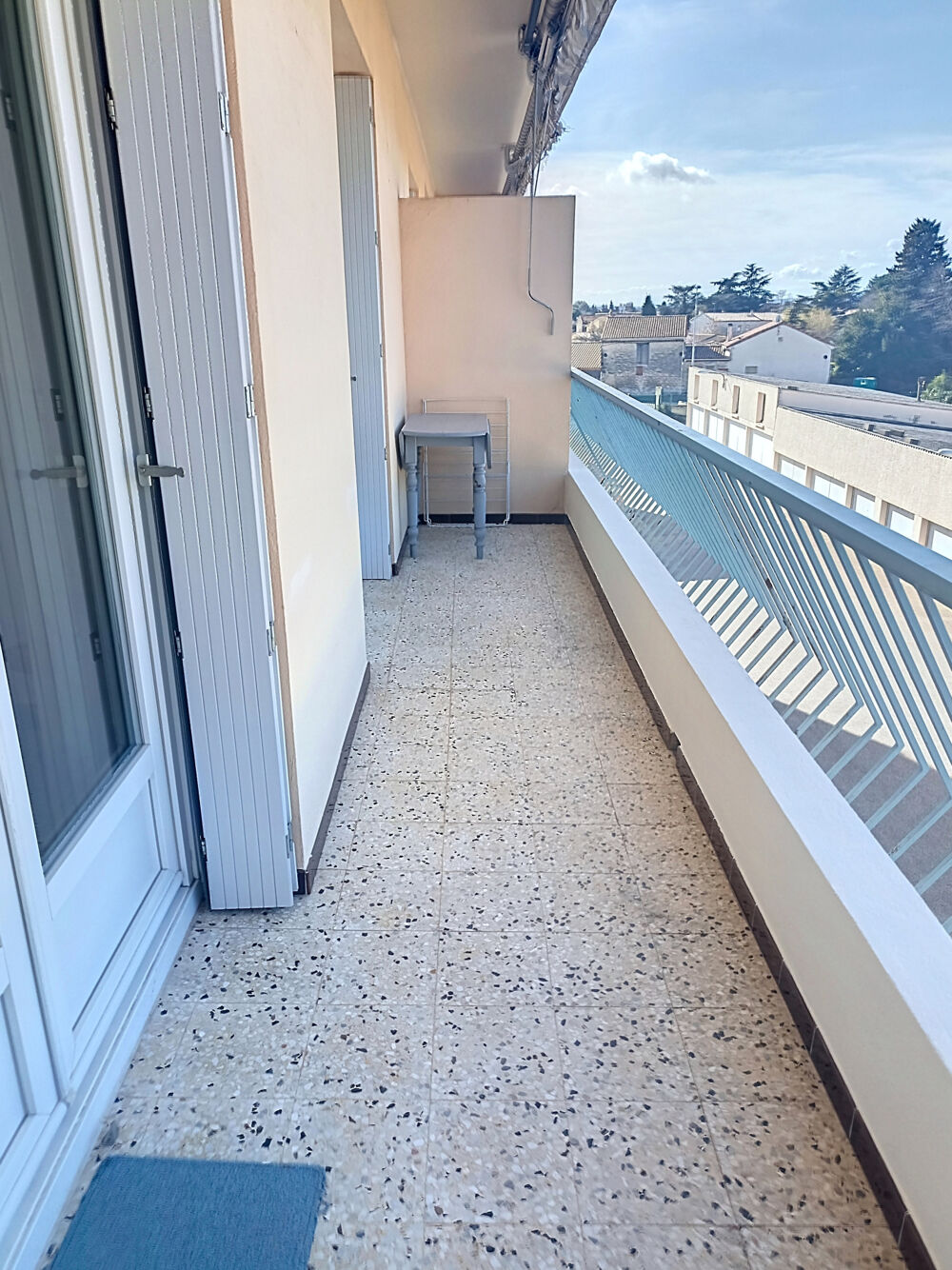 A LOUER APPARTEMENT MEUBLE RESIDENCE SECURISEE SUR PIERRELATTE