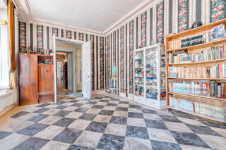  Propri�t�/ch�teau � vendre 10 pi�ces 400 m�