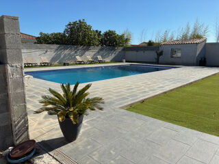 Vente Maison Villa 4 faces : Villa 160 m2 + 2 Dépendances de 80 m2 + Espace Piscine 12X6  de 500 m2  C Pia