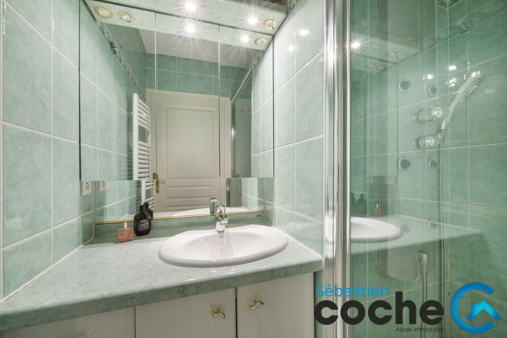 � vendre  Appartement Charbonni�res-les-Bains (69260)