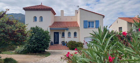   Villa d'exception avec vue sur les Albres et le Canigou Maison - 6 pice(s) - 167 m