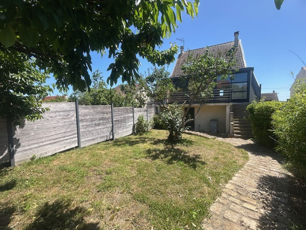 ARPAJON - MAISON INDIVIDUELLE SUR SOUS-SOL TOTAL - F6 - JARDIN ET DEPENDANCE F2