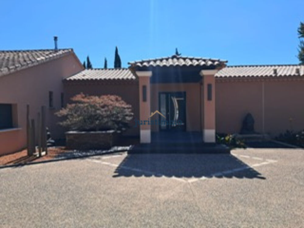à vendre  Maison Uchaux (84100)