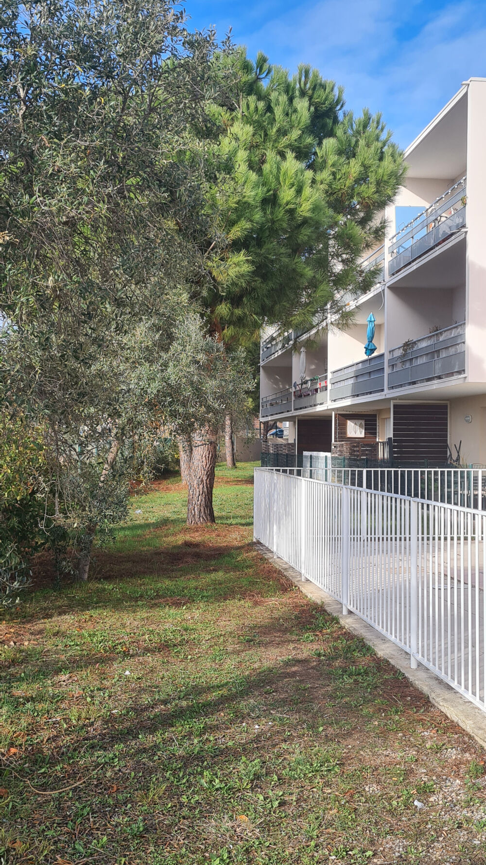 Vente Appartement Frontignan T3 pour invest, terrasse Piscine pking Frontignan