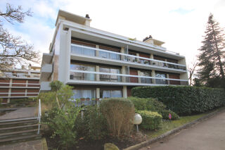  Appartement  vendre 2 pices 64 m
