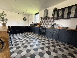  Maison � vendre 5 pi�ces 249 m�