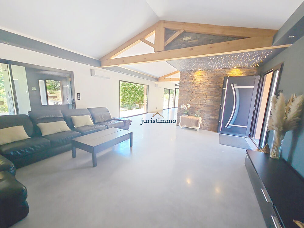 à vendre  Maison Uchaux (84100)