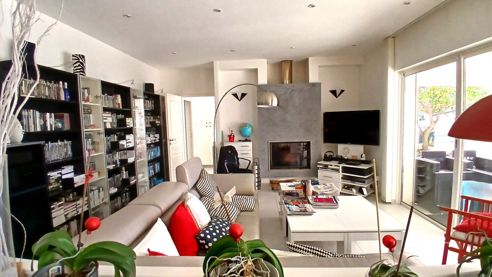 Vente Remise/Grange VIAGER OCCUPE à COGOLIN  H 80 et F 78 Cogolin
