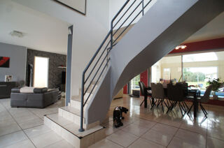  Maison � vendre 7 pi�ces 343 m�