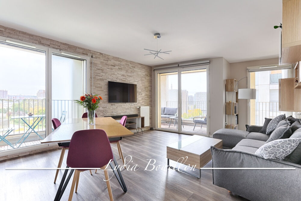 Vente Appartement NANTERRE-UNIVERSITE  3 pièces lumineux avec balcons  en étage élevé et vue dégagée Nanterre