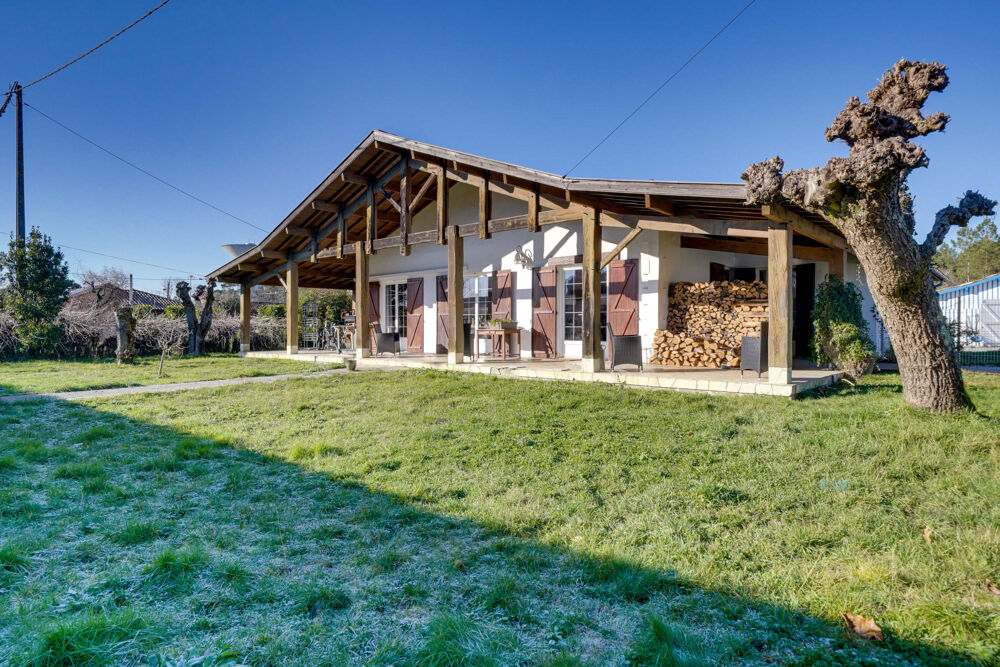 Maison 6 pièces 132m2 habitables avec terrasses sur parcelle d'environ 1057m2