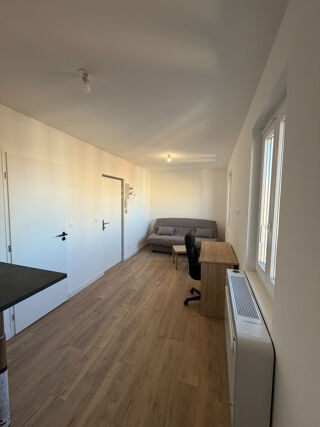  Appartement à louer 1 pièce 21 m²