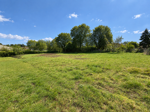 Terrain constructible de 2155m2 86000 33240 Lugon et l ile du carnay