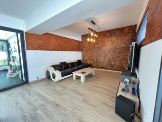  Maison  vendre 5 pices 165 m