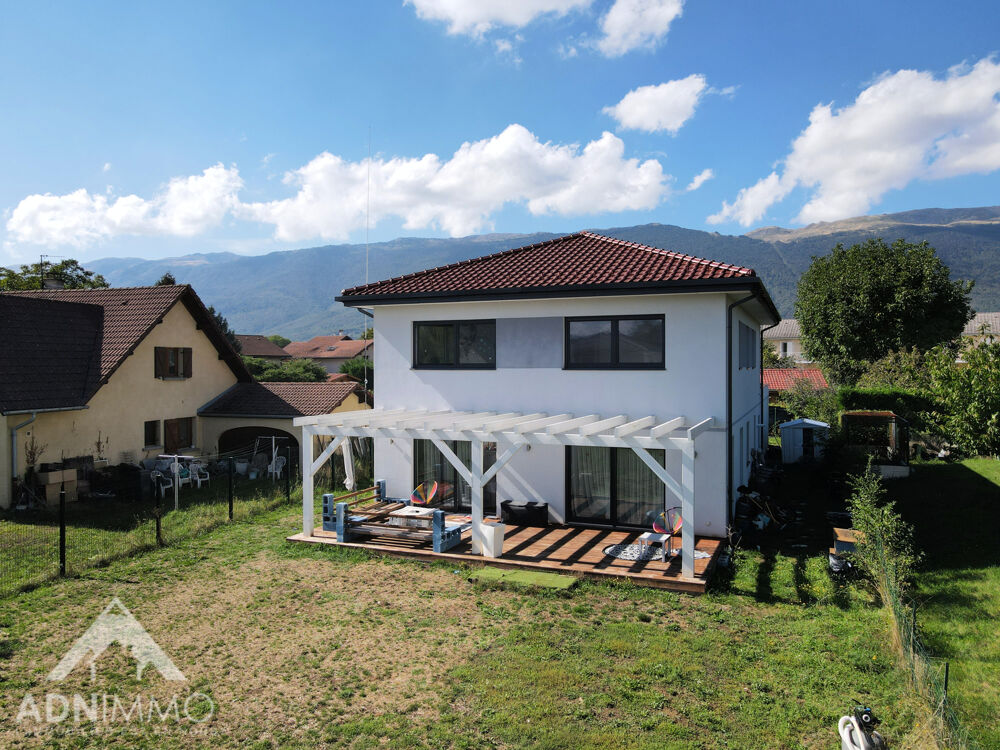 � vendre  Maison Saint-Genis-Pouilly (01630)