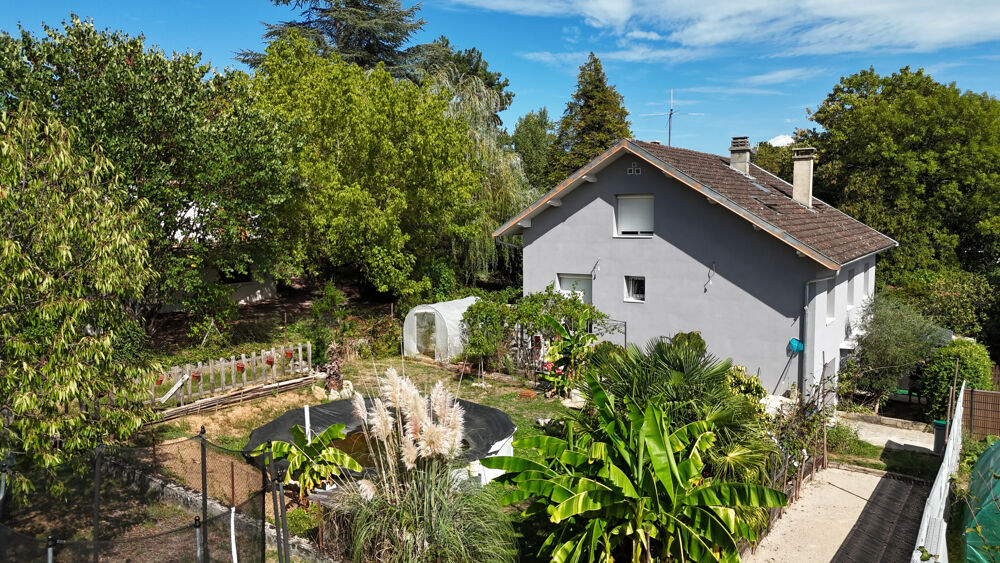 Maison familiale 7 chambres avec terrain Neuville-sur-Ain